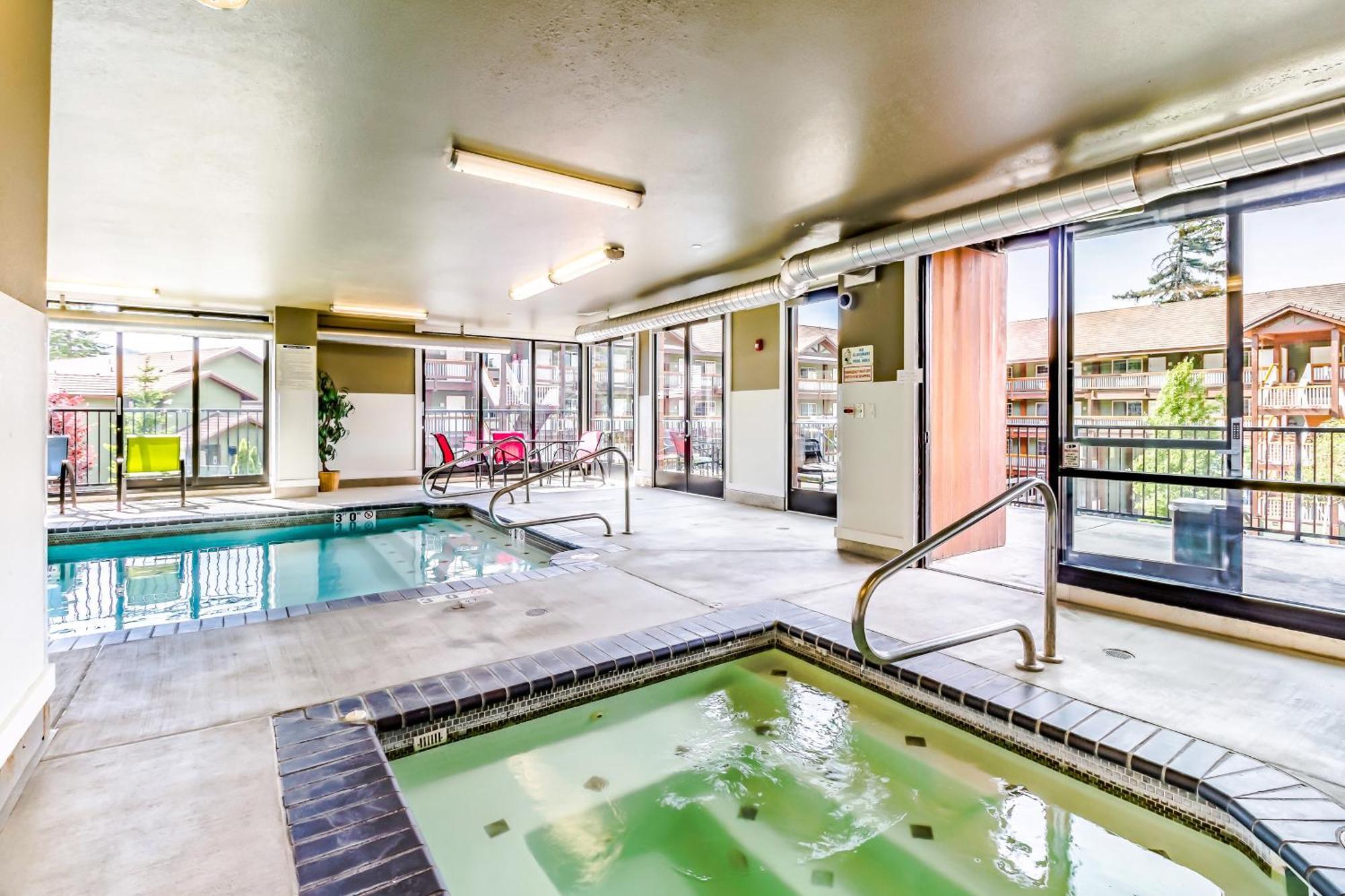 Chelan Resort Suites: Comfort By The Lake #201 외부 사진