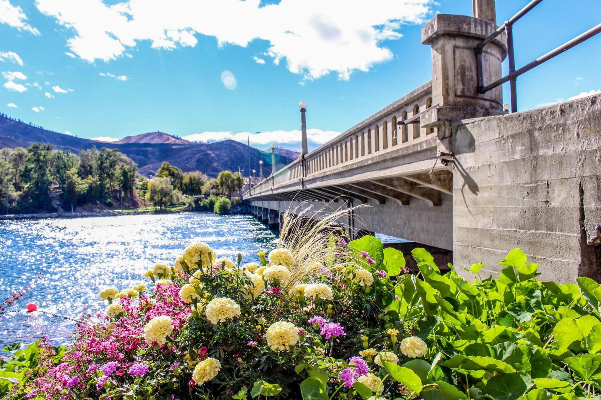 Chelan Resort Suites: Comfort By The Lake #201 외부 사진