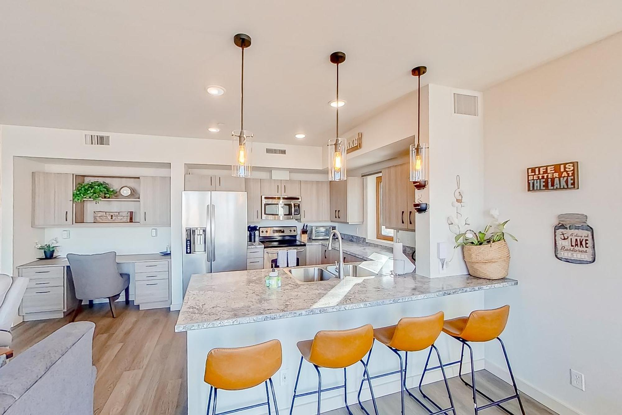 Chelan Resort Suites: Comfort By The Lake #201 외부 사진
